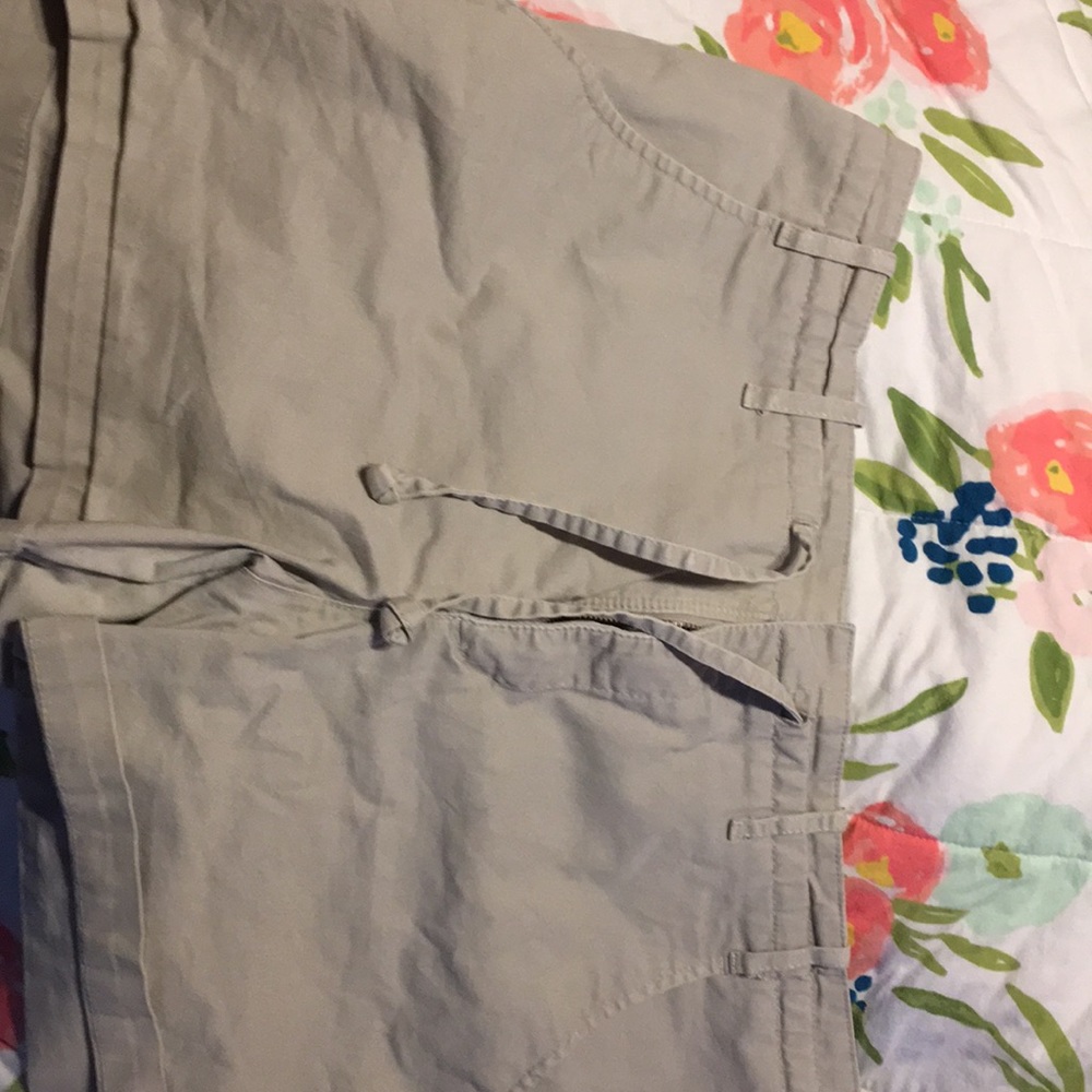 Grey shorts